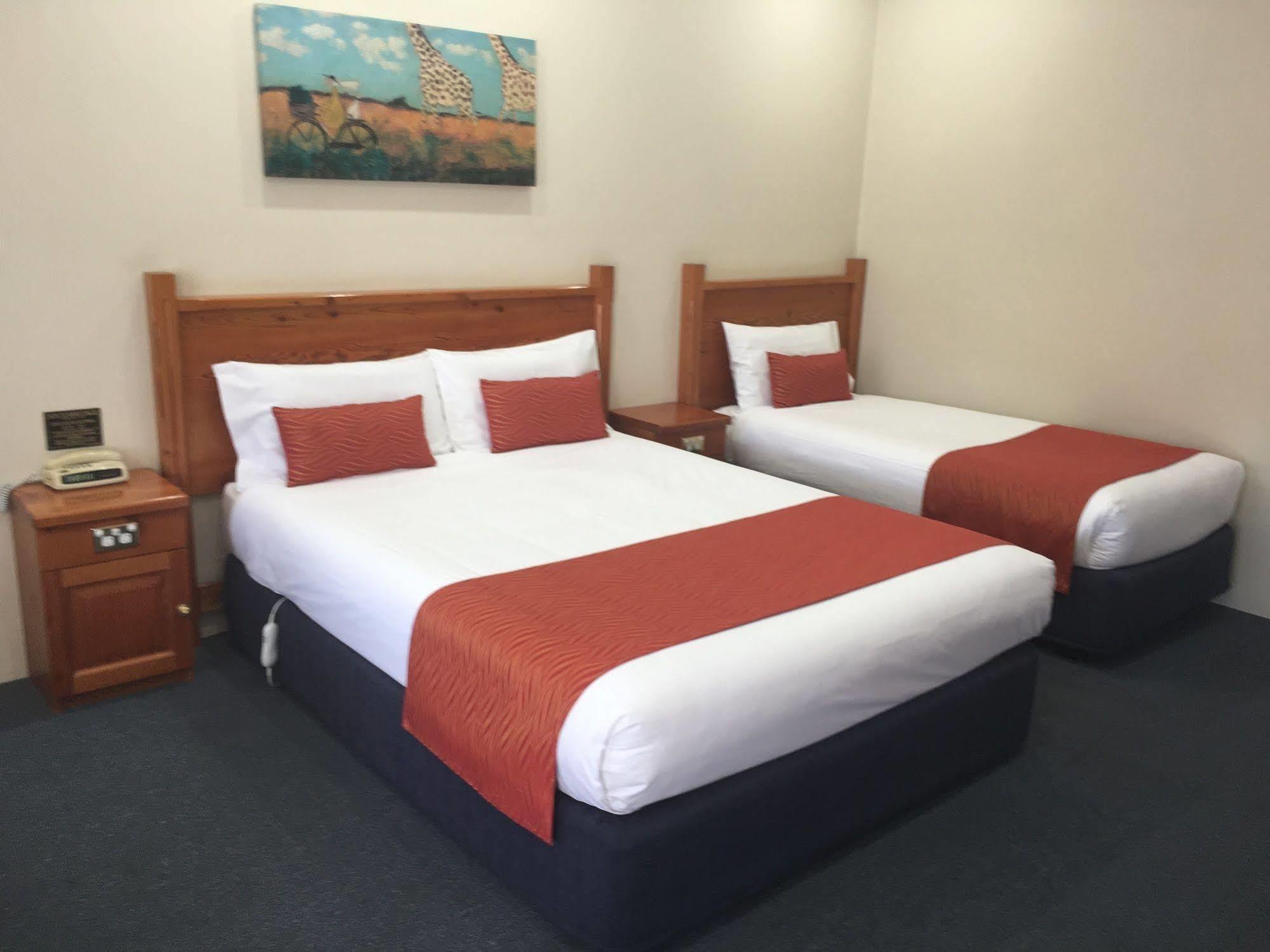 Breakout Motor Inn Cowra Buitenkant foto